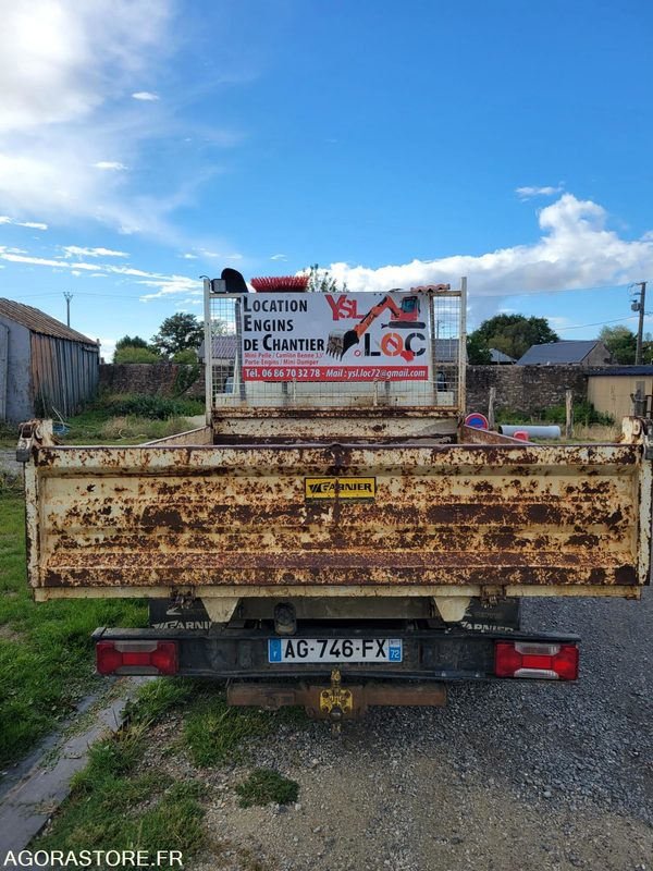 Tipper van Iveco 35c12: picture 15