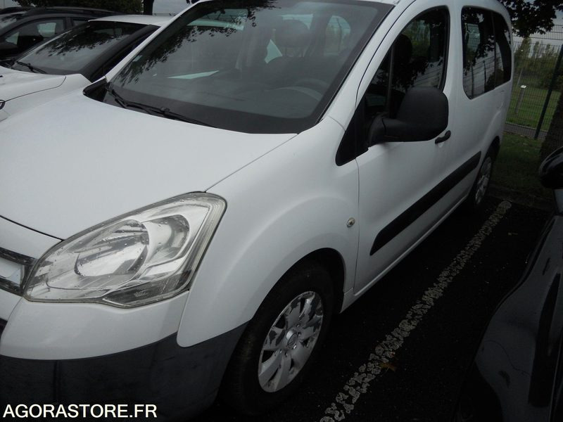 LOT 4 SLT - CITROEN BERLINGO - Car: picture 3 LOT 4 SLT - CITROEN BERLINGO - Car: picture 3