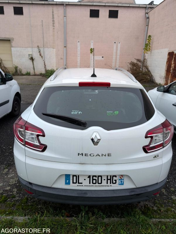 MEGANE BREAK 110 CV BOITE AUTO 1.5 DCI - 180 540 KM - Station wagon: picture 3 MEGANE BREAK 110 CV BOITE AUTO 1.5 DCI - 180 540 KM - Station wagon: picture 3