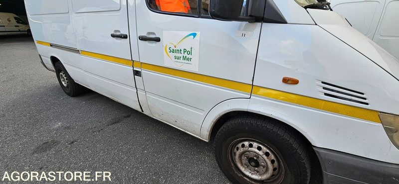 MERCEDES SPRINT 208 DM188SY - Panel van: picture 5 MERCEDES SPRINT 208 DM188SY - Panel van: picture 5
