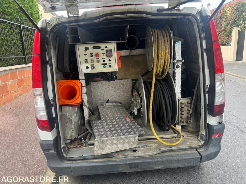MERCEDES VITO HYDROCUREUR - Panel van: picture 4 MERCEDES VITO HYDROCUREUR - Panel van: picture 4