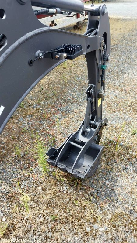 MINI-PELLE MOTEUR KUBOTA - HUAYEE HY20 - Excavator: picture 3 MINI-PELLE MOTEUR KUBOTA - HUAYEE HY20 - Excavator: picture 3