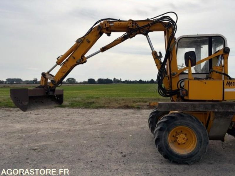 Mecalac 11CX - Excavator: picture 4 Mecalac 11CX - Excavator: picture 4