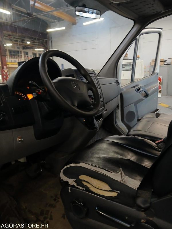Mercedes sprinter ANNEE 2015 BOITE AUTO - Tipper van: picture 4 Mercedes sprinter ANNEE 2015 BOITE AUTO - Tipper van: picture 4