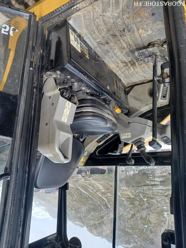 Minipelle Caterpillar 302.5 C - Excavator: picture 5 Minipelle Caterpillar 302.5 C - Excavator: picture 5