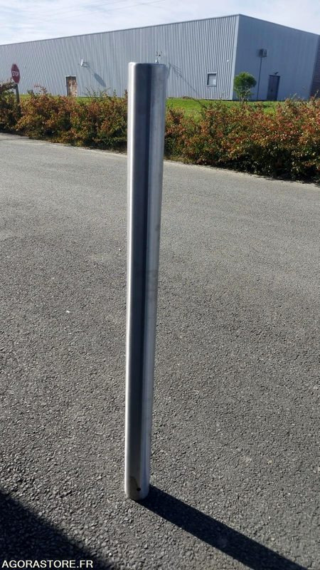 LOT DE 58 - POTEAUX DE PROTECTION EN INOX 316 - DIAMETRE 76MM - Municipal/ Special vehicle: picture 1 LOT DE 58 - POTEAUX DE PROTECTION EN INOX 316 - DIAMETRE 76MM - Municipal/ Special vehicle: picture 1