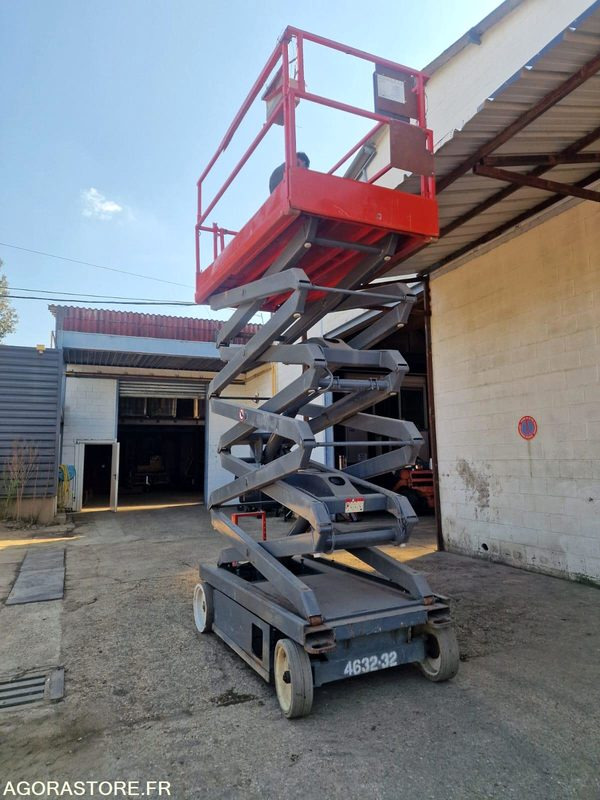 NACELLE ELECTRIQUE CISEAUX SKYJACK SJ4632 11.75M - Scissor lift: picture 1 NACELLE ELECTRIQUE CISEAUX SKYJACK SJ4632 11.75M - Scissor lift: picture 1