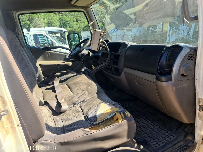 NISSAN - BOM - CABSTAR - Tipper van: picture 4 NISSAN - BOM - CABSTAR - Tipper van: picture 4