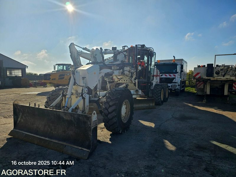 NIVELEUSE CATERPILLAR 140M 6X6 - 2010 / 14249H - (MNV003) - Grader: picture 1 NIVELEUSE CATERPILLAR 140M 6X6 - 2010 / 14249H - (MNV003) - Grader: picture 1
