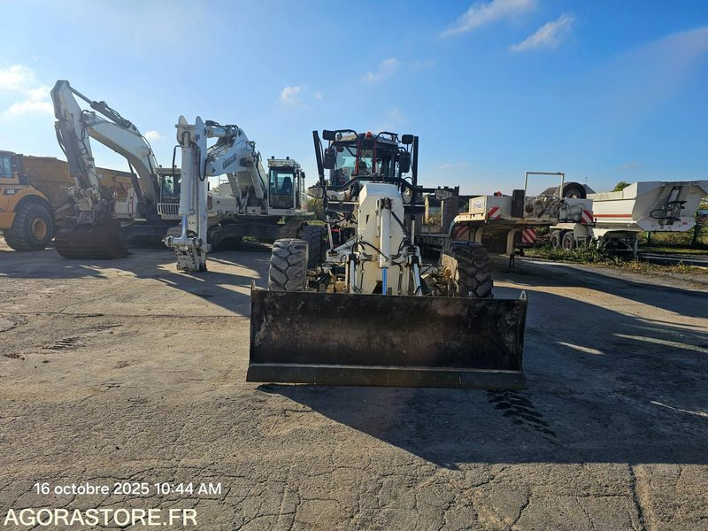 NIVELEUSE CATERPILLAR 140M 6X6 - 2010 / 14249H - (MNV003) - Grader: picture 2 NIVELEUSE CATERPILLAR 140M 6X6 - 2010 / 14249H - (MNV003) - Grader: picture 2
