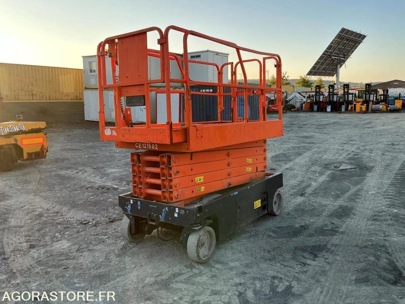 Nacelle electrique à ciseaux 12 m GENIE GS3246 - Scissor lift: picture 3 Nacelle electrique à ciseaux 12 m GENIE GS3246 - Scissor lift: picture 3