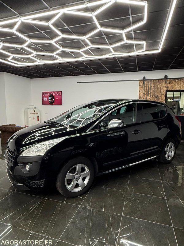 PEUGEOT 3008 1.6L HDI 115CH CROSSWAY - SUV: picture 1 PEUGEOT 3008 1.6L HDI 115CH CROSSWAY - SUV: picture 1