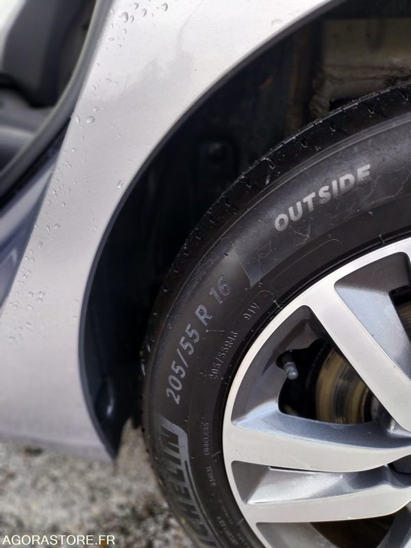 Car PEUGEOT 308 phase II - 110ch - 2019 - 88946km - ESSENCE: picture 15