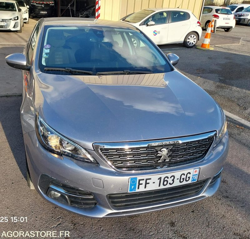PEUGEOT 308 phase II - 110ch - 2019 - 88946km - ESSENCE - Car: picture 2 PEUGEOT 308 phase II - 110ch - 2019 - 88946km - ESSENCE - Car: picture 2