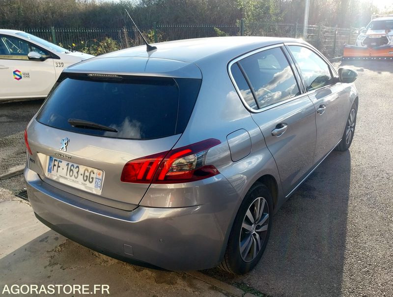 Car PEUGEOT 308 phase II - 110ch - 2019 - 88946km - ESSENCE: picture 7