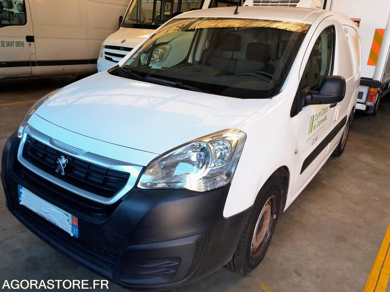 PEUGEOT PARTNER II 1.6 Vti 50026 kms 2016 frigo - Small van: picture 3 PEUGEOT PARTNER II 1.6 Vti 50026 kms 2016 frigo - Small van: picture 3