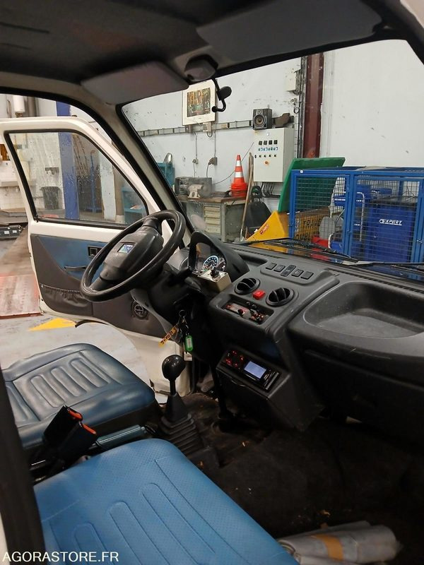 PIAGGIO PORTER BENNE - Tipper van: picture 5 PIAGGIO PORTER BENNE - Tipper van: picture 5