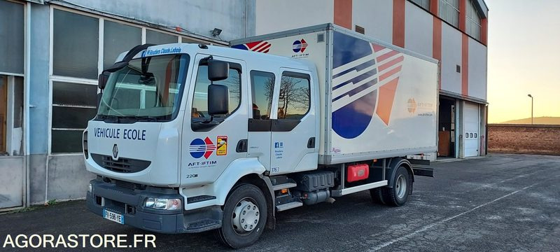 PORTEUR ROUTIER - MIDLUM 220-15 - 3763 - 190000 KMS - - Box truck: picture 2 PORTEUR ROUTIER - MIDLUM 220-15 - 3763 - 190000 KMS - - Box truck: picture 2