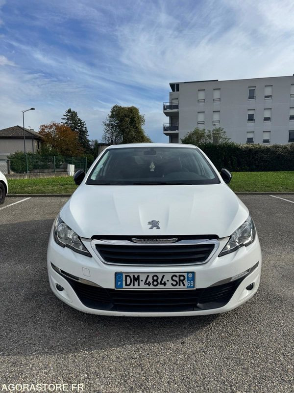 Peugeot 308 1.6 HDi 90 CV phase 2 T9 - 2014 - 172 500 KMS - Car: picture 1 Peugeot 308 1.6 HDi 90 CV phase 2 T9 - 2014 - 172 500 KMS - Car: picture 1
