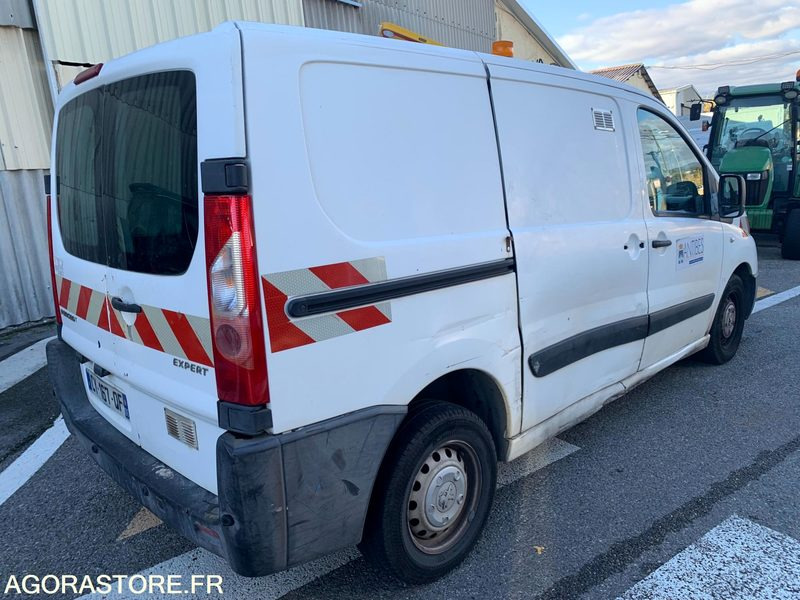 Peugeot Expert - 2013 - 124 098 kms - CY 167 QF - Panel van: picture 4 Peugeot Expert - 2013 - 124 098 kms - CY 167 QF - Panel van: picture 4