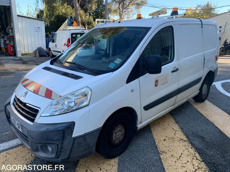 Peugeot Expert - 2013 - 124 098 kms - CY 167 QF - Panel van: picture 2 Peugeot Expert - 2013 - 124 098 kms - CY 167 QF - Panel van: picture 2