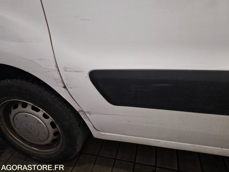 Small van Peugeot Partner - 2013 - 91134kms - CQ 658 PQ: picture 23