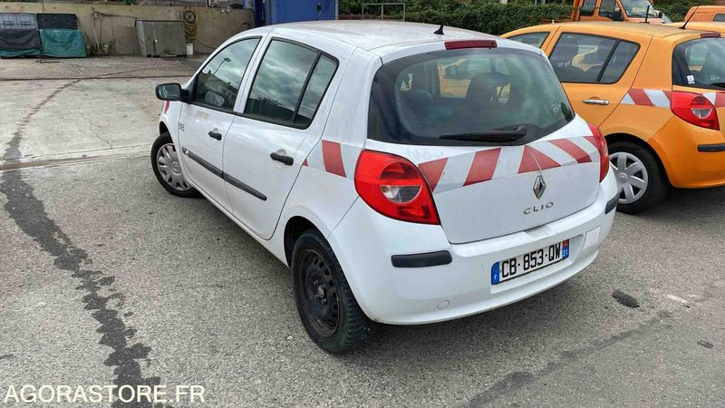 RENAULT CLIO - 2007 - 137569 KM - Car: picture 4 RENAULT CLIO - 2007 - 137569 KM - Car: picture 4