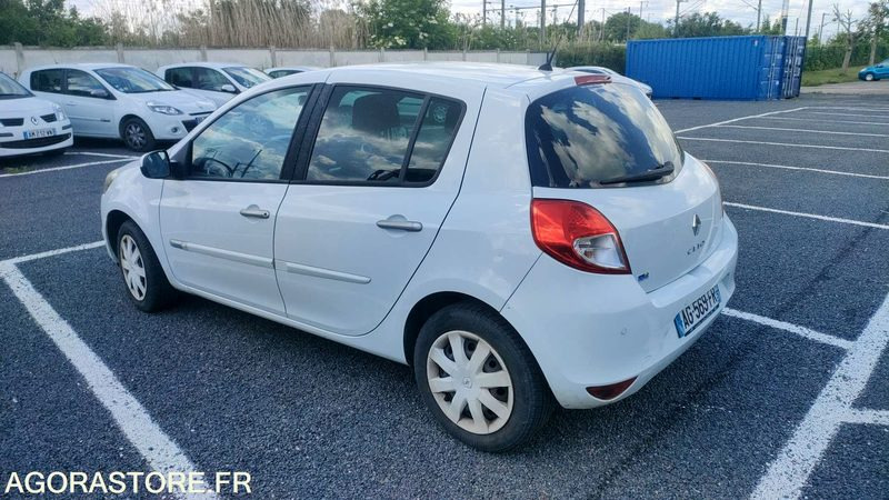 RENAULT CLIO - 2009 - 208126kms - Car: picture 3 RENAULT CLIO - 2009 - 208126kms - Car: picture 3