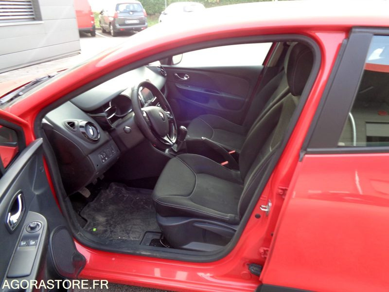 RENAULT CLIO 4 CZ.199.GB - Car: picture 3 RENAULT CLIO 4 CZ.199.GB - Car: picture 3