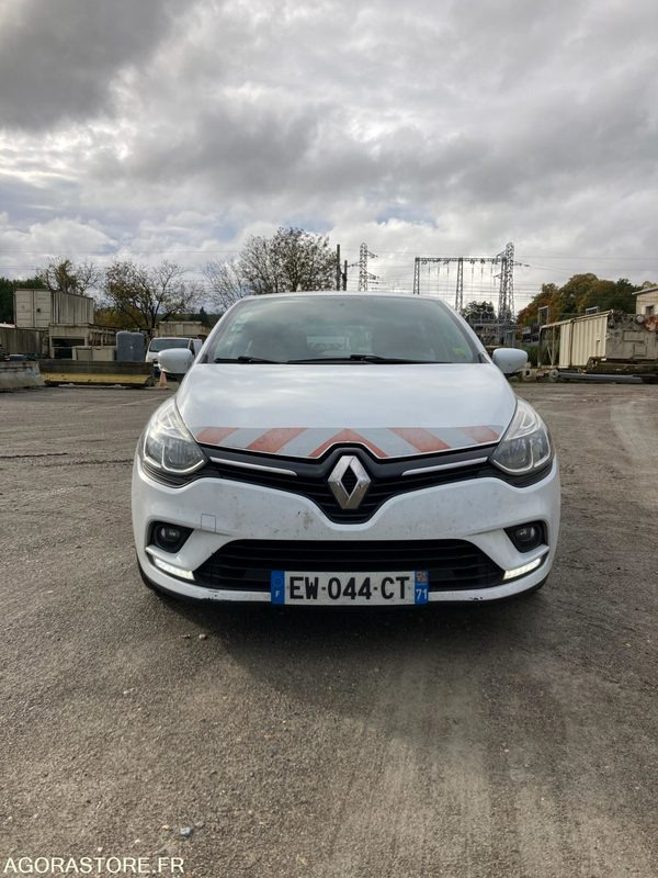 RENAULT CLIO IV diesel - Année 2018 - 312 000km - Car: picture 2 RENAULT CLIO IV diesel - Année 2018 - 312 000km - Car: picture 2