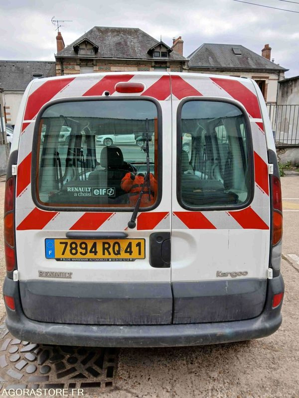 RENAULT KANGOO 1.2 - Car: picture 4 RENAULT KANGOO 1.2 - Car: picture 4