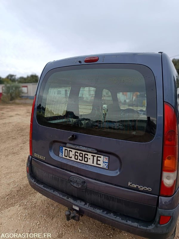 RENAULT KANGOO 1.5 DCI - 2003 - 227000KMS - Car: picture 4 RENAULT KANGOO 1.5 DCI - 2003 - 227000KMS - Car: picture 4