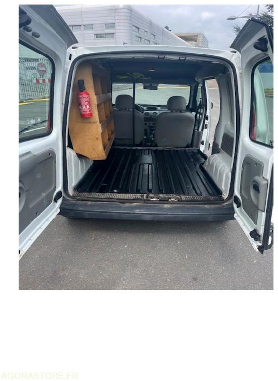 RENAULT KANGOO 1 PHASE 2 - Panel van: picture 5 RENAULT KANGOO 1 PHASE 2 - Panel van: picture 5