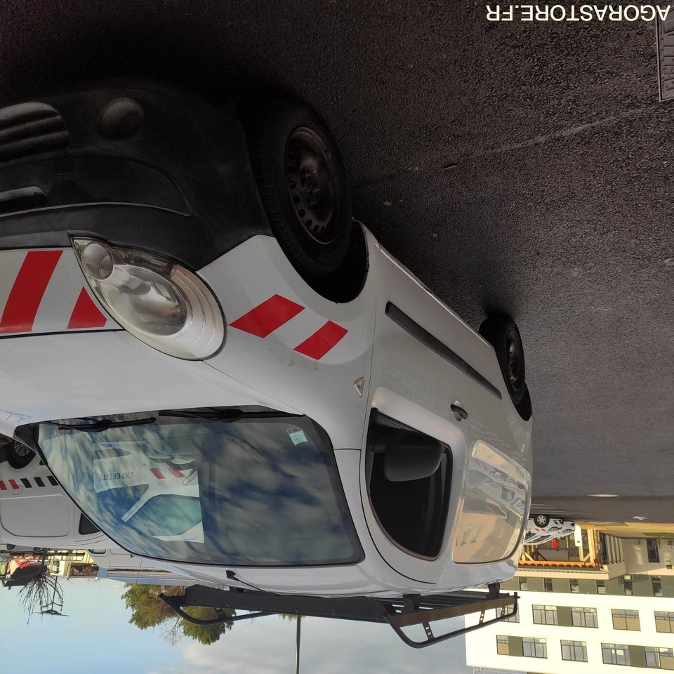 RENAULT - KANGOO - 2013 / 150760 KMS (CS-388-FQ) - Panel van: picture 4 RENAULT - KANGOO - 2013 / 150760 KMS (CS-388-FQ) - Panel van: picture 4