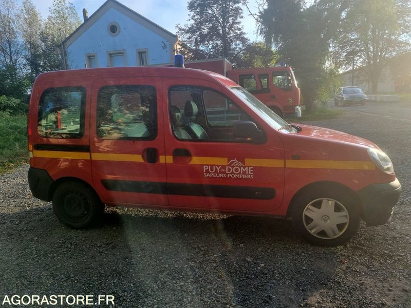 RENAULT KANGOO - 4366 XM 63 - 2003 - Car: picture 4 RENAULT KANGOO - 4366 XM 63 - 2003 - Car: picture 4