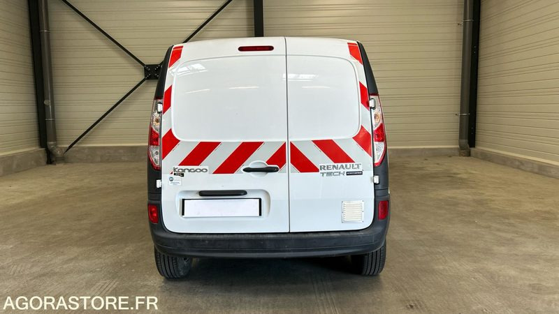 RENAULT KANGOO II MOTRICITE RENFORCEE 1ERE MAIN 2018 97800KMS CT OK - Small van: picture 2 RENAULT KANGOO II MOTRICITE RENFORCEE 1ERE MAIN 2018 97800KMS CT OK - Small van: picture 2