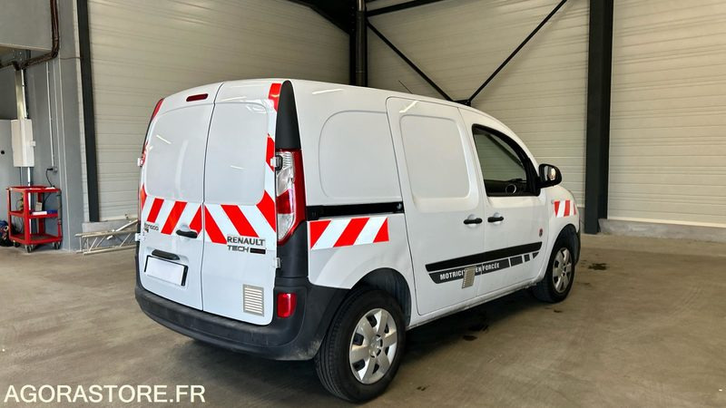 RENAULT KANGOO II MOTRICITE RENFORCEE 1ERE MAIN 2018 97800KMS CT OK - Small van: picture 3 RENAULT KANGOO II MOTRICITE RENFORCEE 1ERE MAIN 2018 97800KMS CT OK - Small van: picture 3
