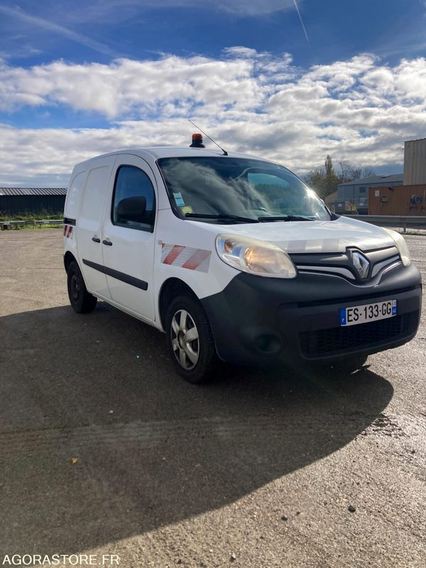 RENAULT KANGOO diesel - Année 2017 - 330 000 km - Small van: picture 3 RENAULT KANGOO diesel - Année 2017 - 330 000 km - Small van: picture 3