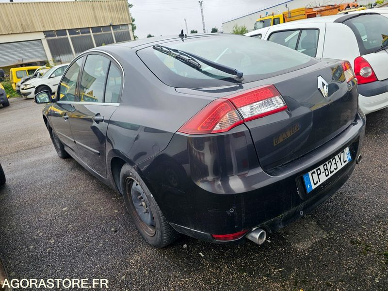 RENAULT LAGUNA - 2013 - 284237km - CP823YZ - Car: picture 4 RENAULT LAGUNA - 2013 - 284237km - CP823YZ - Car: picture 4