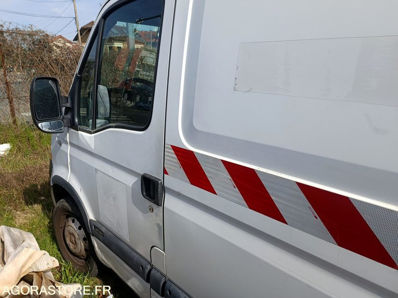 RENAULT MASTER - 2004 - 185782km - Panel van: picture 1 RENAULT MASTER - 2004 - 185782km - Panel van: picture 1