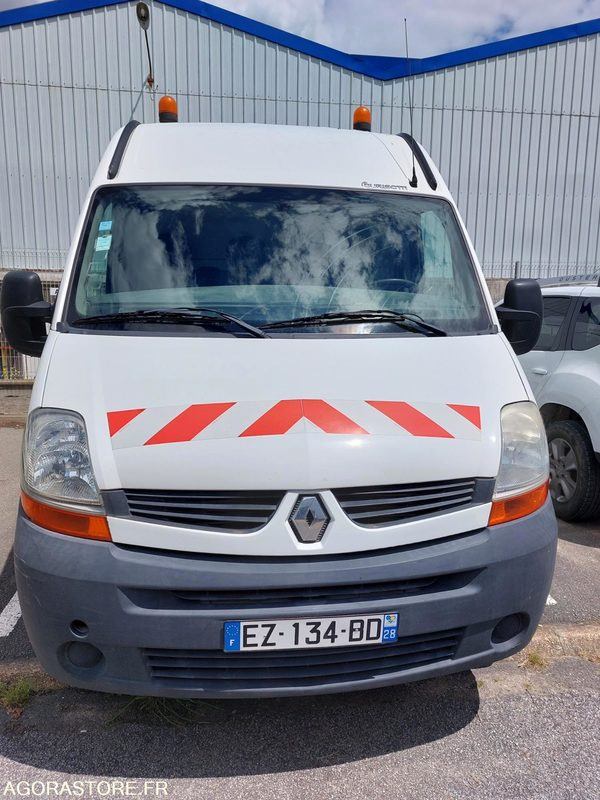 RENAULT MASTER - 2008 - 110171KM - Panel van: picture 3 RENAULT MASTER - 2008 - 110171KM - Panel van: picture 3