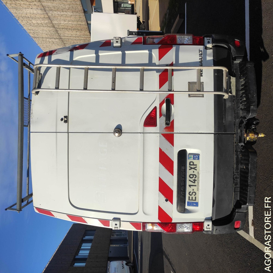RENAULT - MASTER - 2017 / 219724 KMS (ES-149-XP) - Panel van: picture 2 RENAULT - MASTER - 2017 / 219724 KMS (ES-149-XP) - Panel van: picture 2