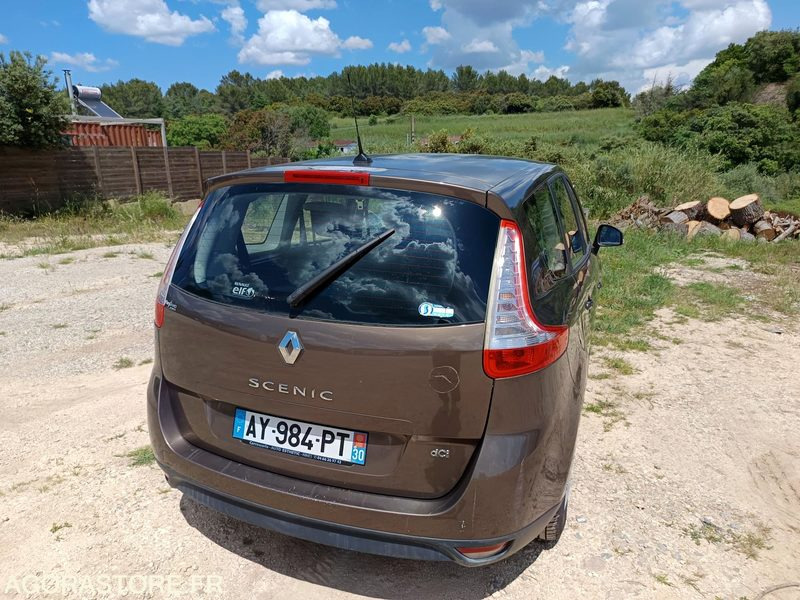 RENAULT SCENIC - 2010 - 138500KMS - Car: picture 5 RENAULT SCENIC - 2010 - 138500KMS - Car: picture 5