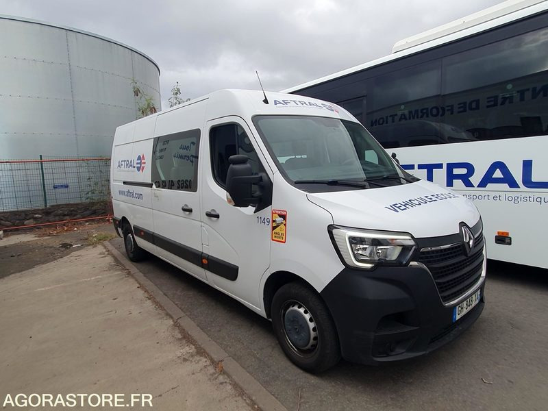 RENAULT TRAFFIC 9 PL AUTO ECOLE - 2019 - 83000 Kms - Small van: picture 1 RENAULT TRAFFIC 9 PL AUTO ECOLE - 2019 - 83000 Kms - Small van: picture 1