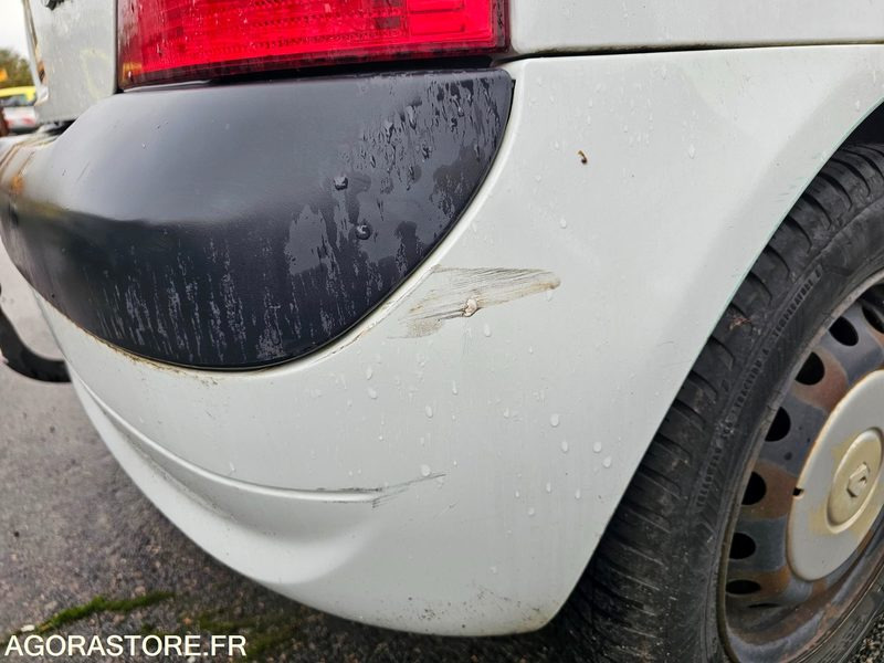 Car Renault Clio - 2005 - 94635KM - 8970SK41: picture 18