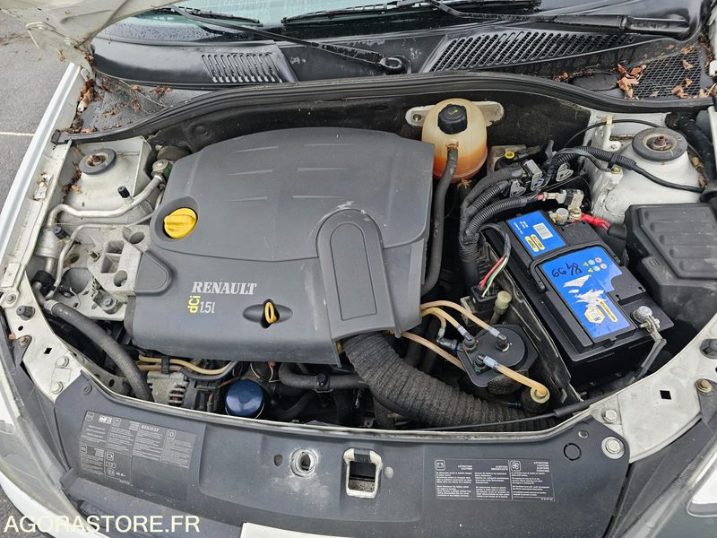 Car Renault Clio - 2005 - 94635KM - 8970SK41: picture 15