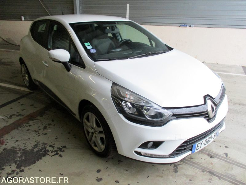 Renault Clio 4 - 2018 - 105194 kms - Car: picture 2 Renault Clio 4 - 2018 - 105194 kms - Car: picture 2