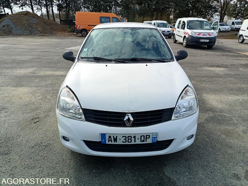 Renault Clio AW381QP - Car: picture 1 Renault Clio AW381QP - Car: picture 1
