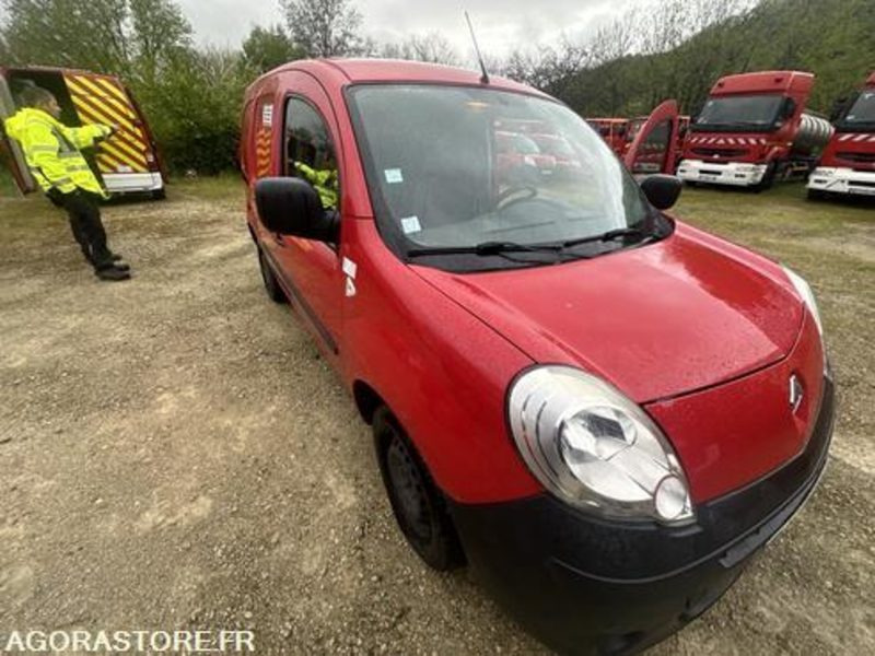 Renault Kangoo - 1017kp46 - Small van: picture 2 Renault Kangoo - 1017kp46 - Small van: picture 2