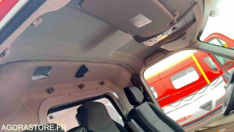 Renault Master III dci 125 - 23/10/2013 - Ambulance: picture 5 Renault Master III dci 125 - 23/10/2013 - Ambulance: picture 5